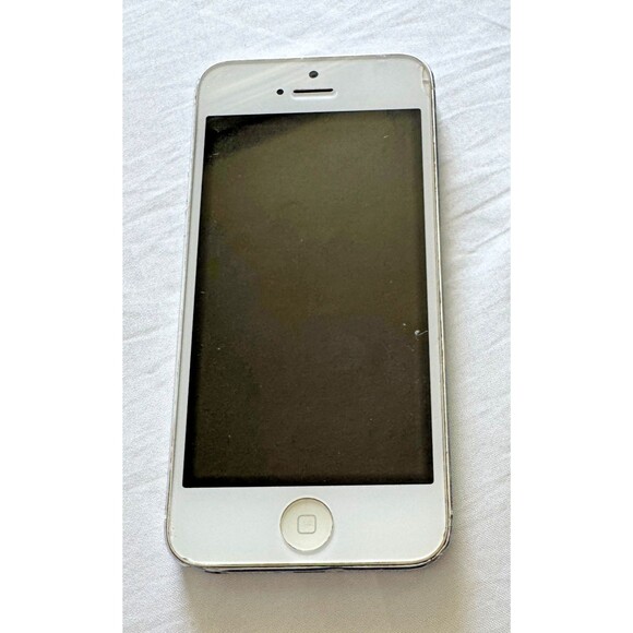 Apple Other - iPhone 5  16 GB White Unlocked MD635LL/A Good Preowned Condition